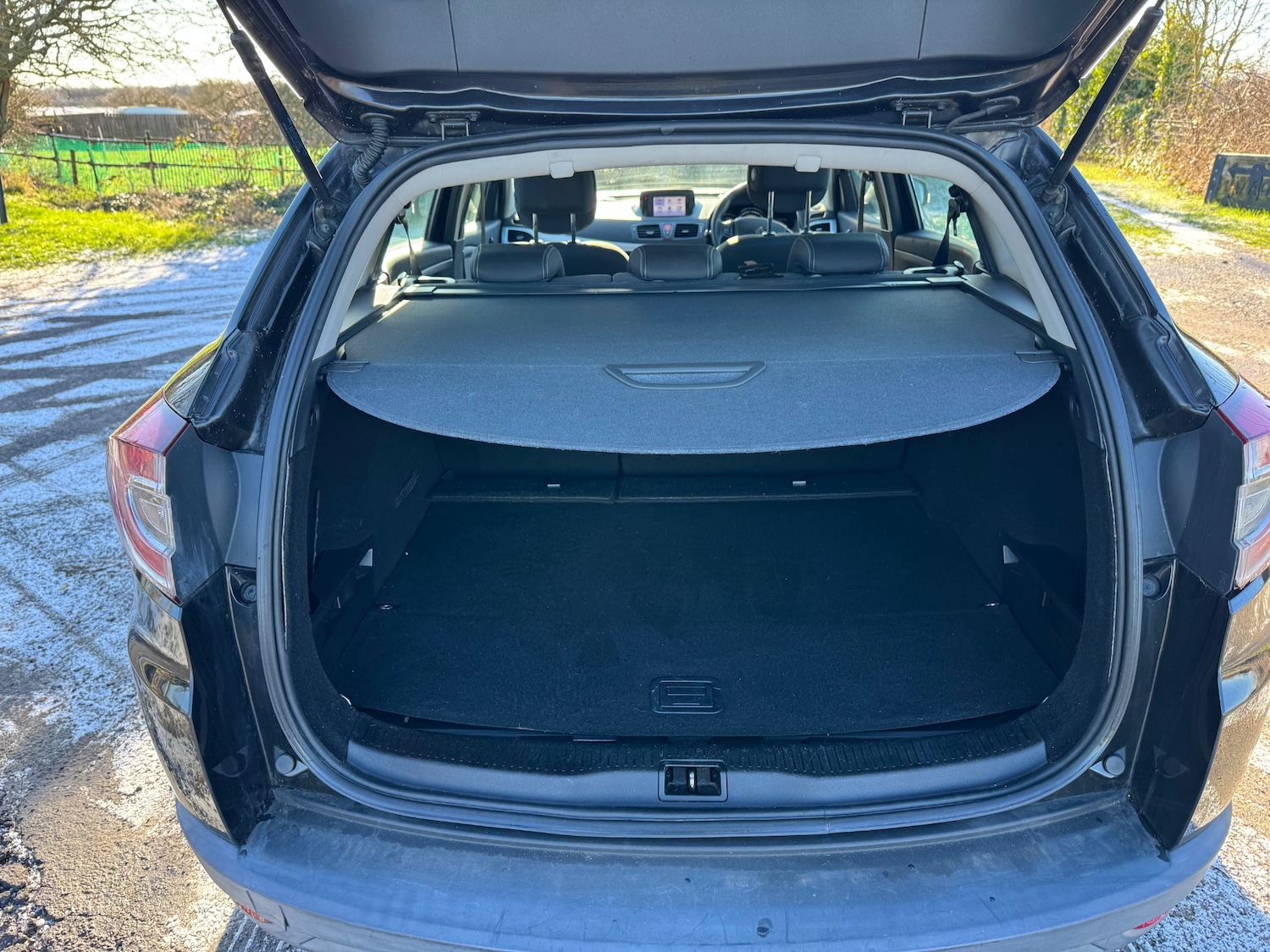 Used Renault Megane 2010 for sale - 77555465: Photo 9