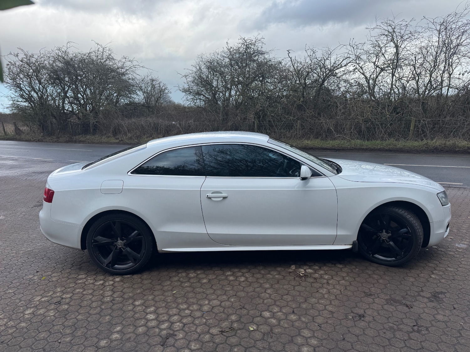Used Audi A5 2010 for sale - 77635764: Photo 5