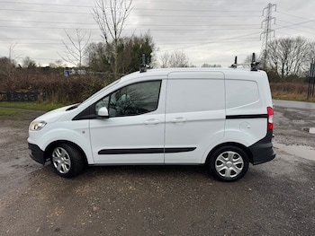 Used Ford Transit Courier 2015 for sale - 77069850: Photo