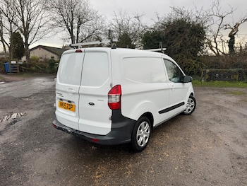 Used Ford Transit Courier 2015 for sale - 77069850: Photo