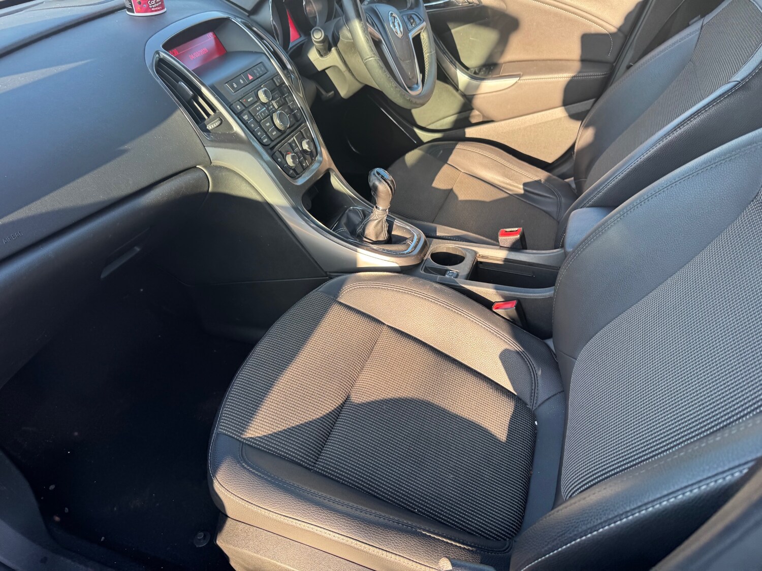 Used Vauxhall Astra 2012 for sale - 77758725: Photo 11