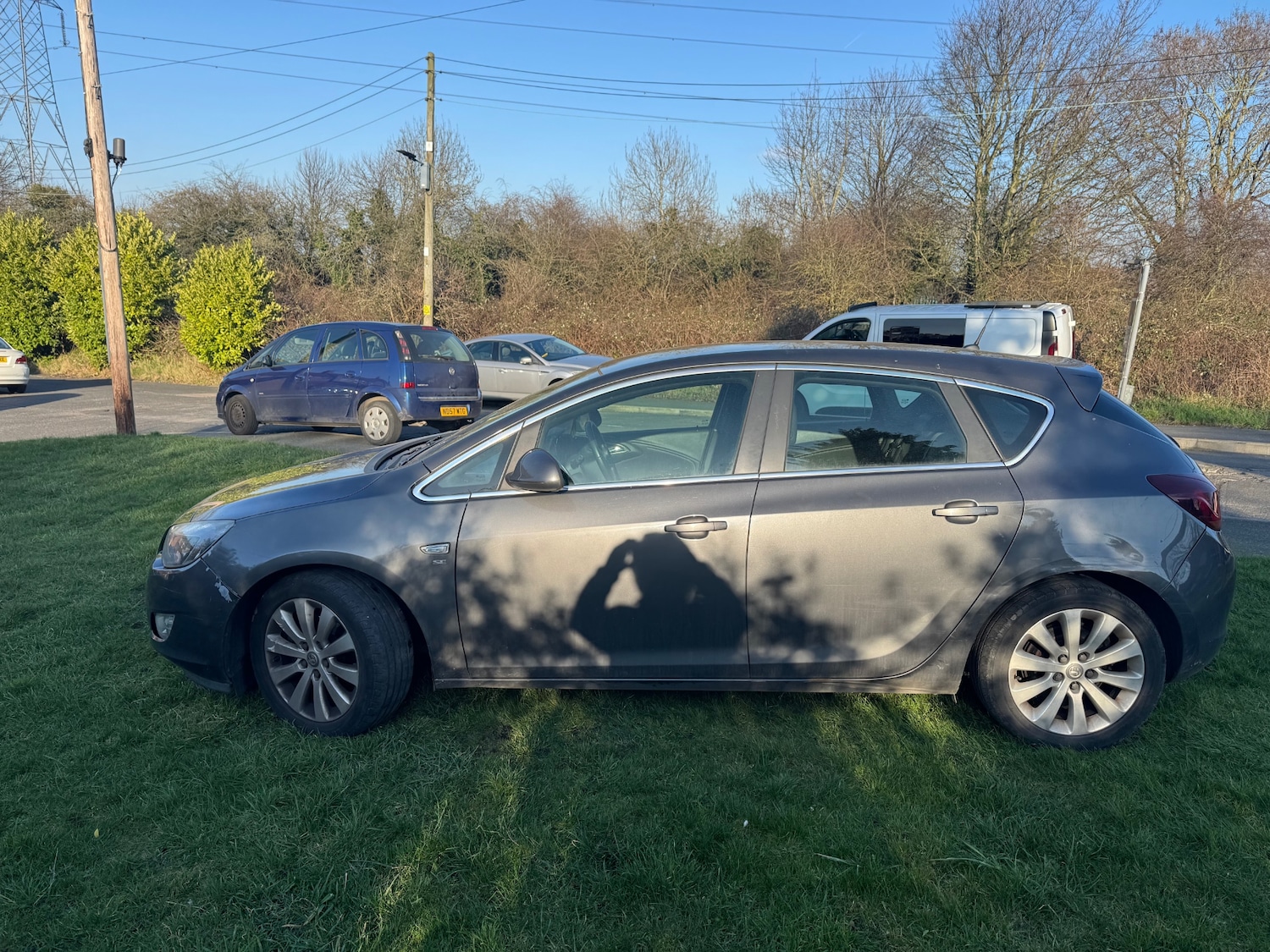 Used Vauxhall Astra 2012 for sale - 77758725: Photo 2