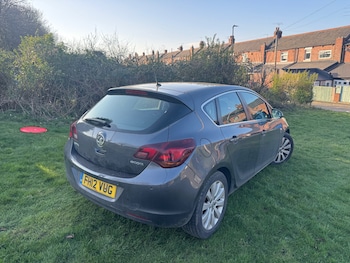 Used Vauxhall Astra 2012 for sale - 77758725: Photo