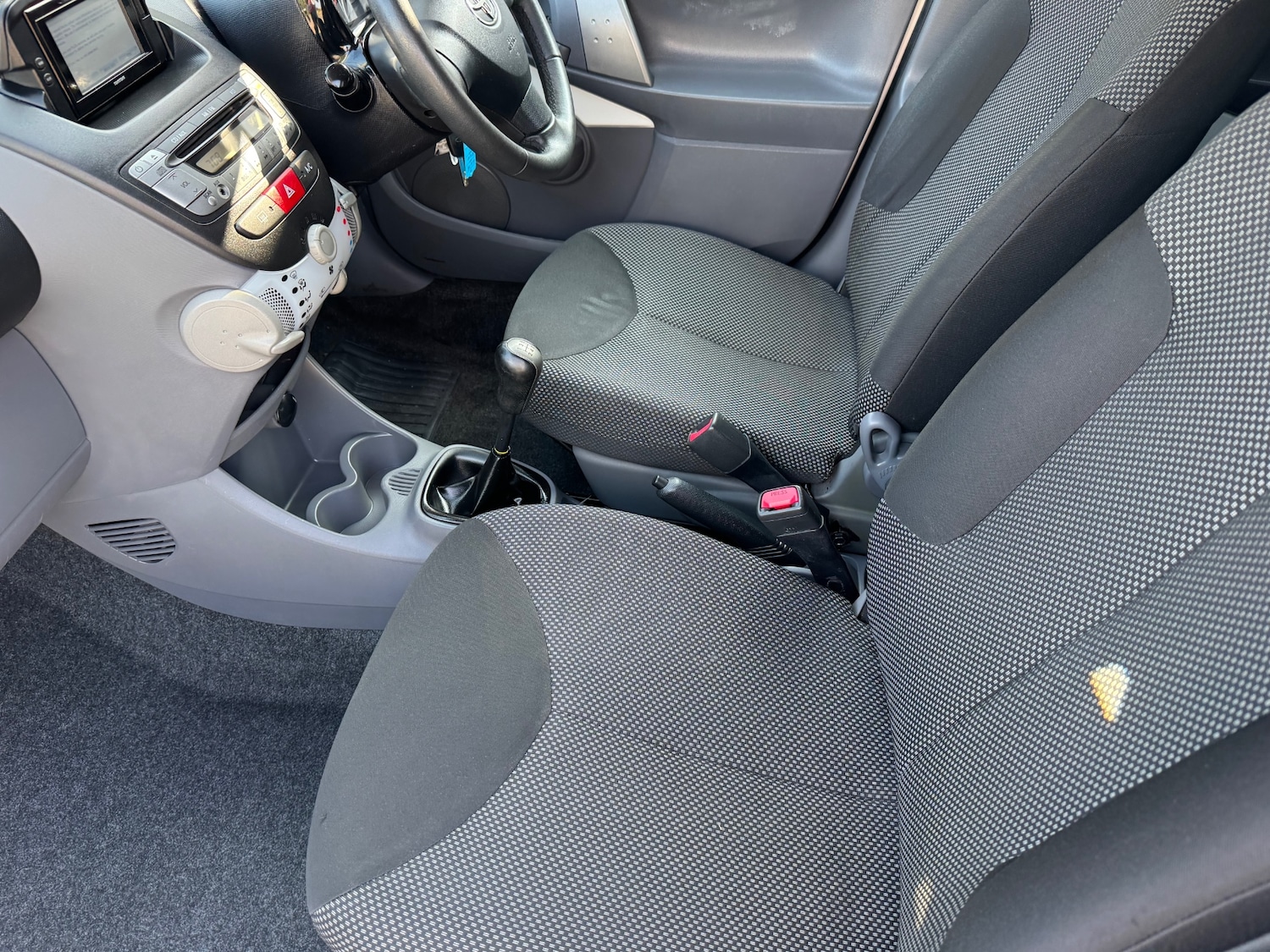 Used Toyota AYGO 2011 for sale - 77453688: Photo 11