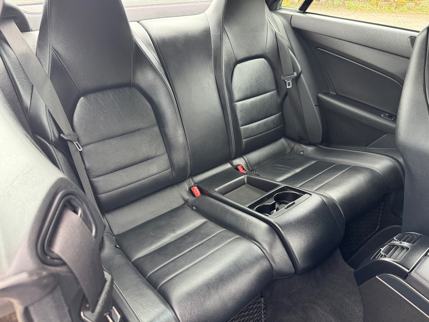 Used Mercedes-Benz E Class 2010 for sale - 76401830: Photo 8