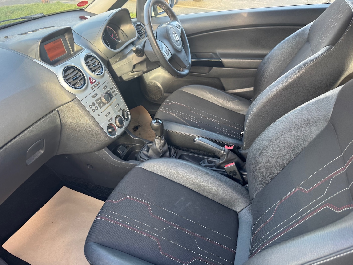 Used Vauxhall Corsa 2012 for sale - 77622230: Photo 11