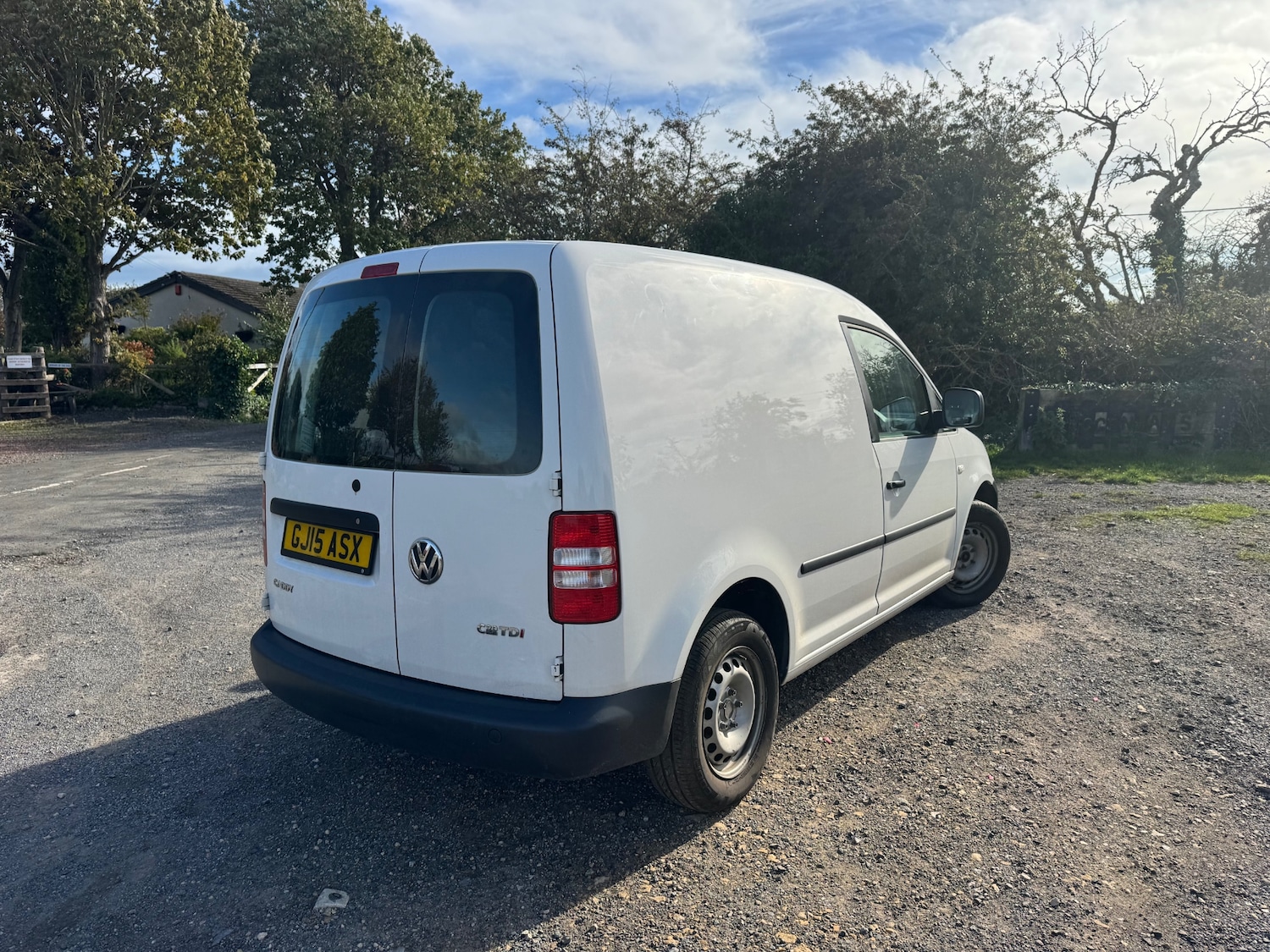 Used Volkswagen Caddy 2015 for sale - 76401847: Photo 5