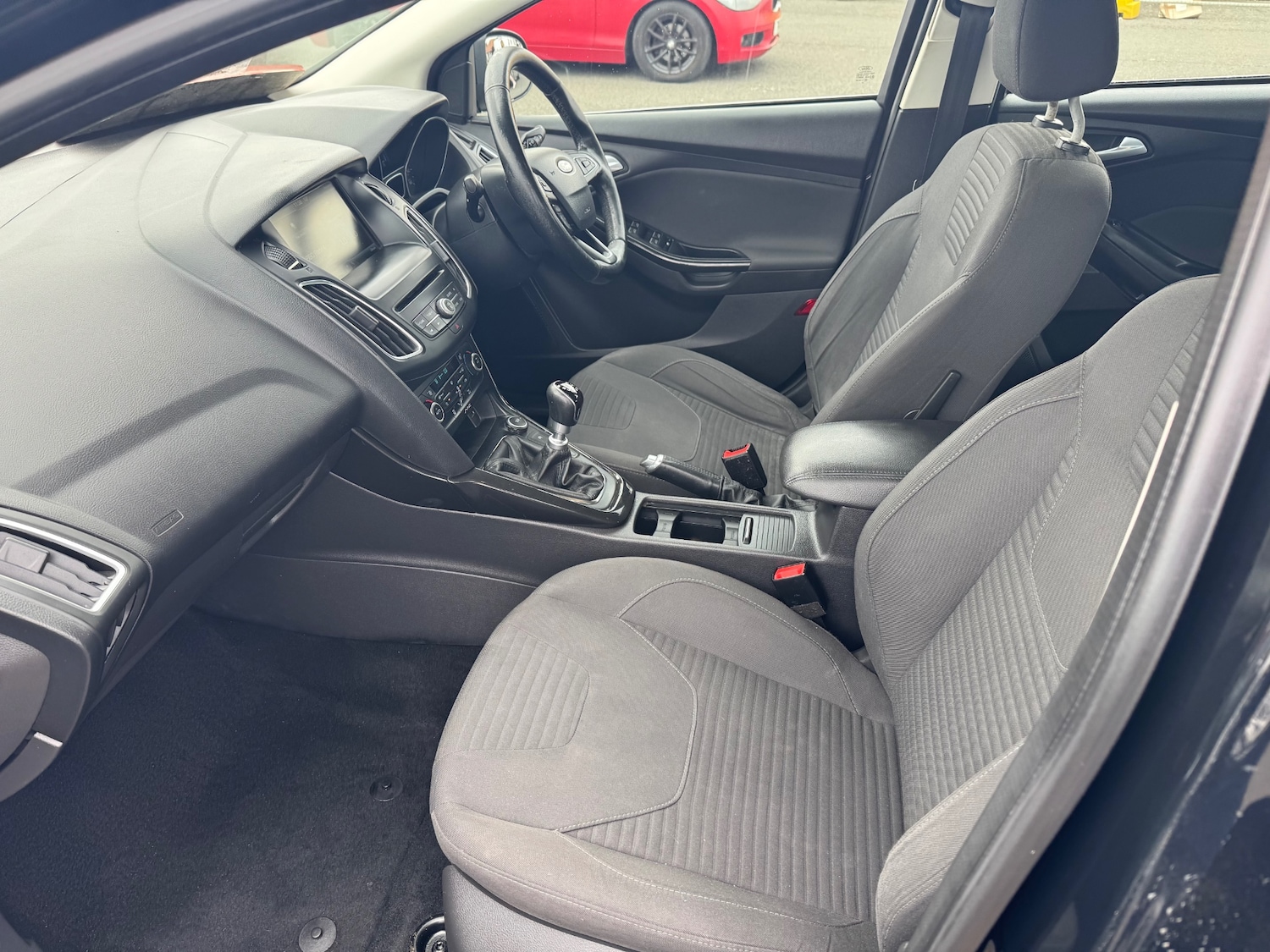 Used Ford Focus 2015 for sale - 77160116: Photo 11