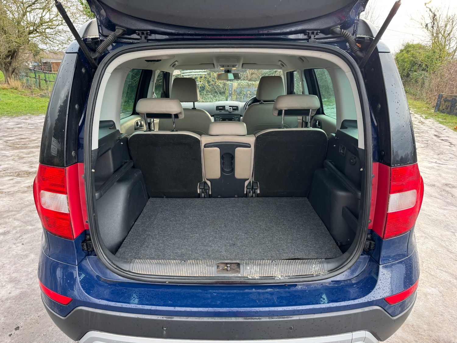 Used Skoda Yeti 2014 for sale - 77151379: Photo 9