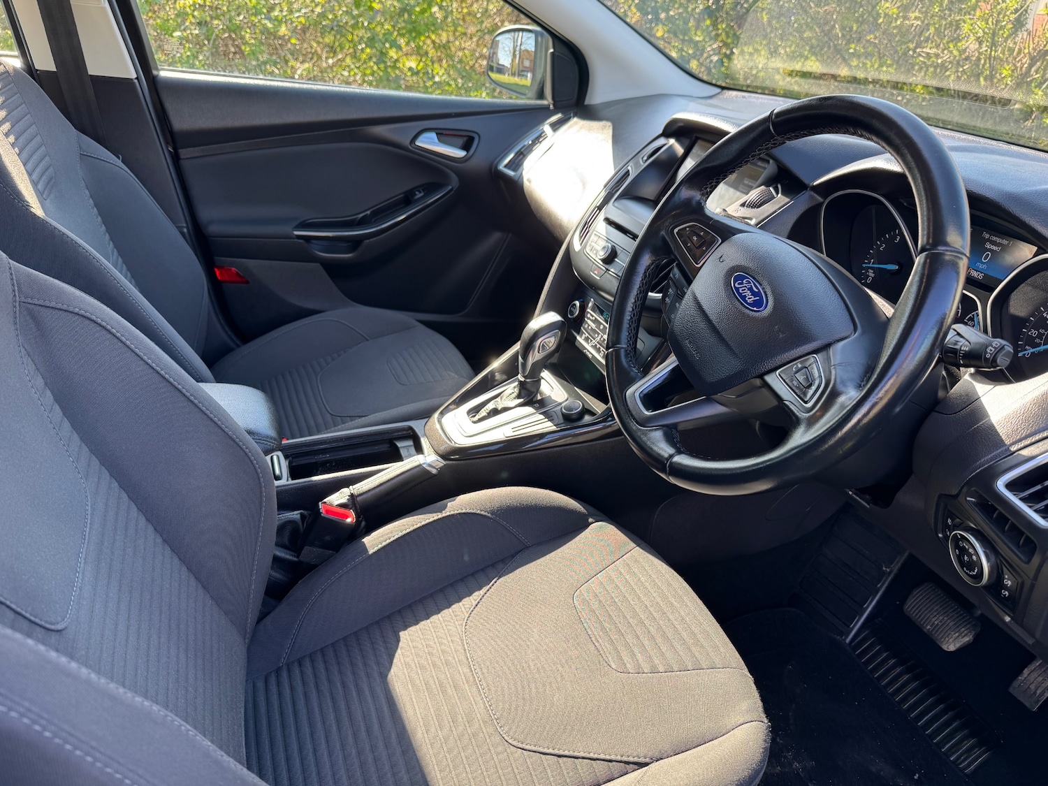 Used Ford Focus 2015 for sale - 77160105: Photo 7