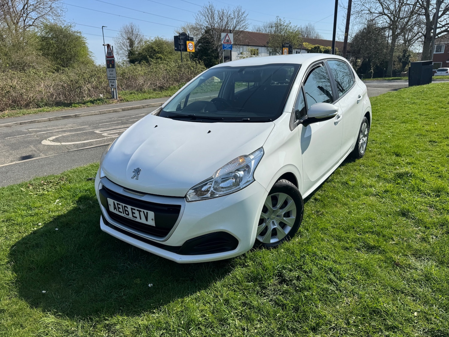 Used Peugeot 208 2016 for sale - 78163550: Photo 1