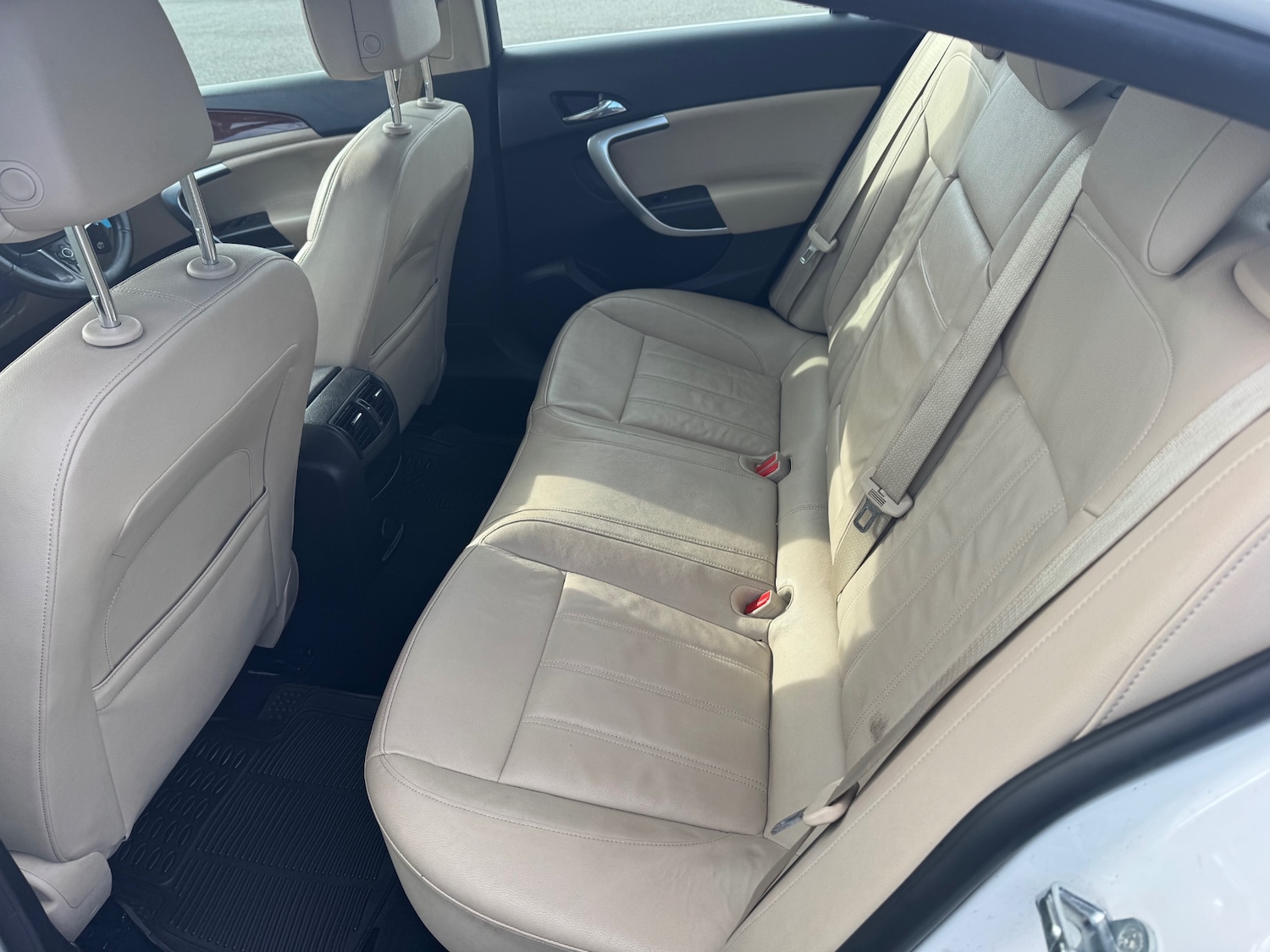 Used Vauxhall Insignia 2014 for sale - 77650325: Photo 10