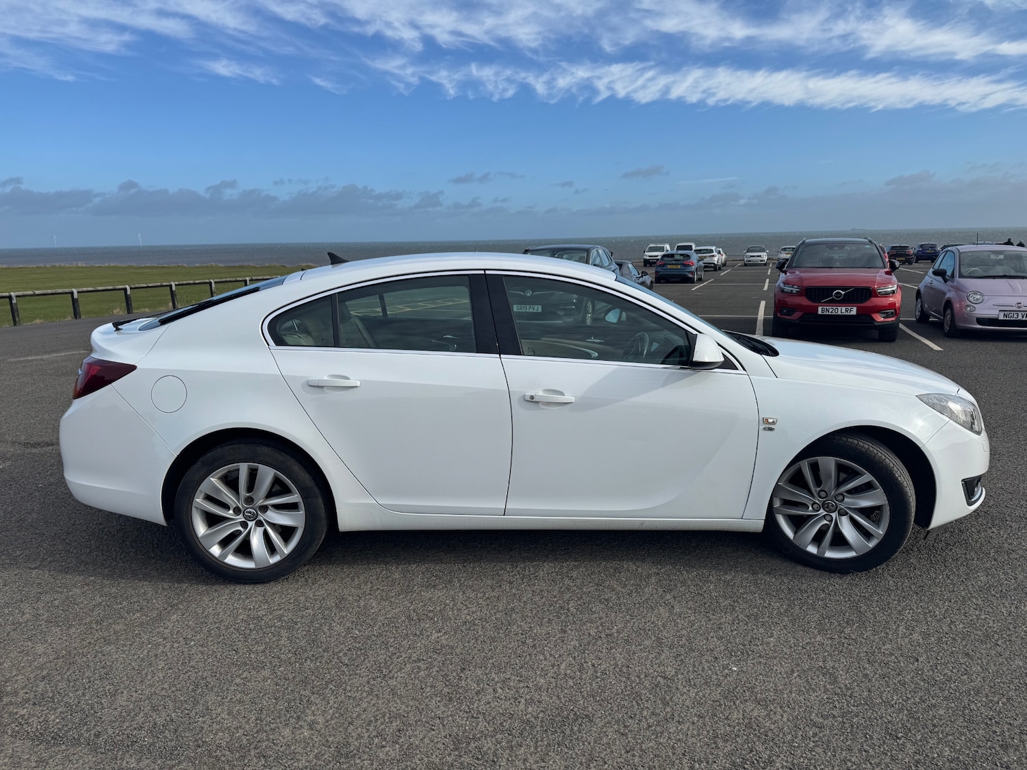 Used Vauxhall Insignia 2014 for sale - 77650325: Photo 5
