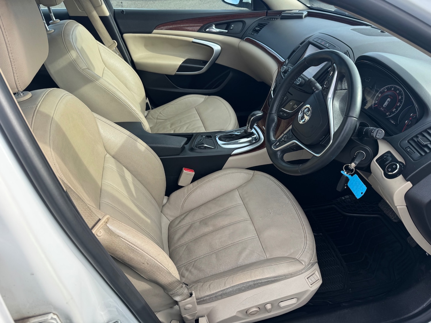 Used Vauxhall Insignia 2014 for sale - 77650325: Photo 7