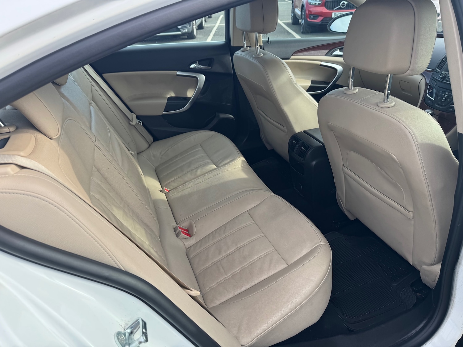 Used Vauxhall Insignia 2014 for sale - 77650325: Photo 8