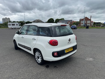 Used Fiat 500L 2015 for sale - 78802549: Photo