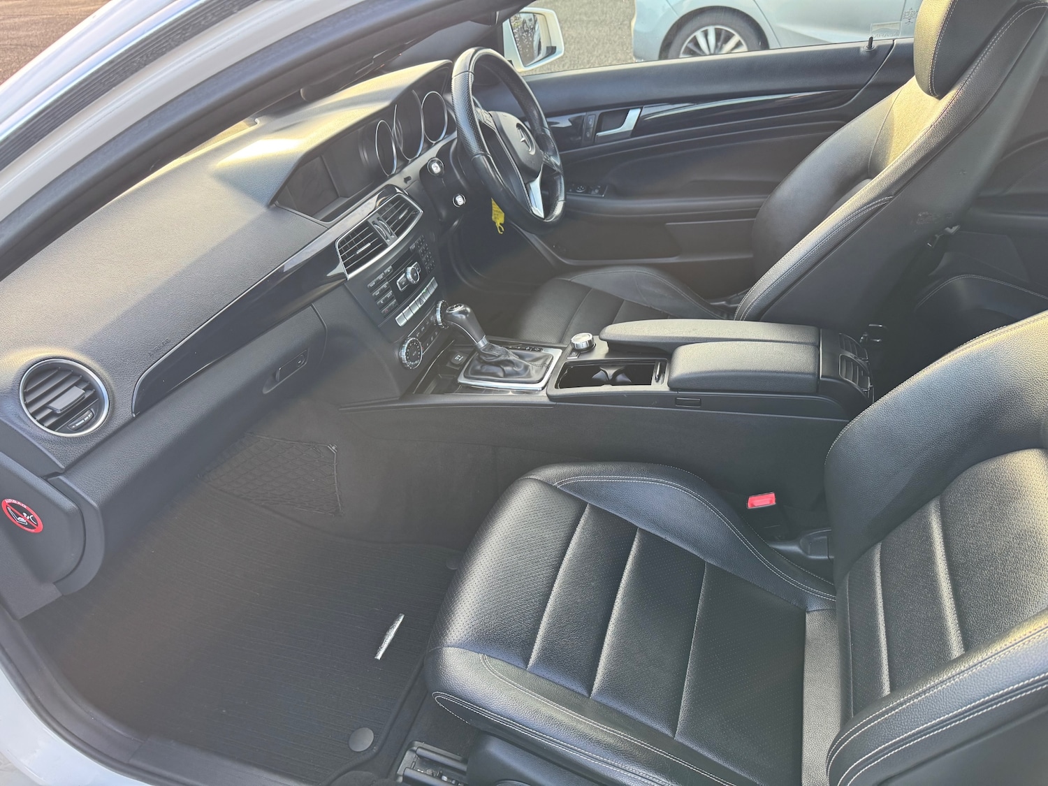 Used Mercedes-Benz C Class 2014 for sale - 76905493: Photo 10