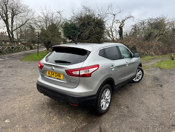 Used Nissan Qashqai 2014 for sale - 77318576: Photo