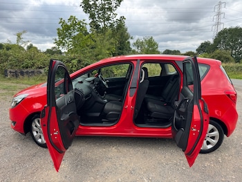 Used Vauxhall Meriva 2016 for sale - 76401520: Photo