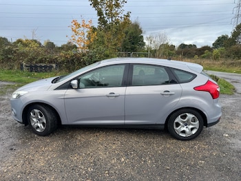 Used Ford Focus 2012 for sale - 76401789: Photo