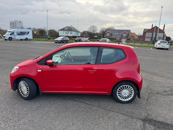 Used Volkswagen up! 2016 for sale - 76507863: Photo