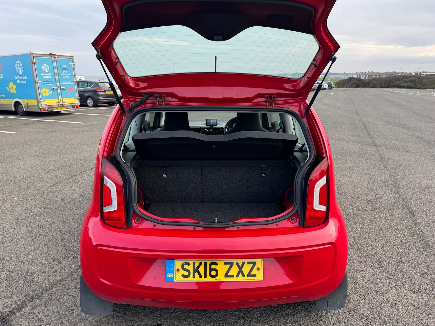 Used Volkswagen up! 2016 for sale - 76507863: Photo 9