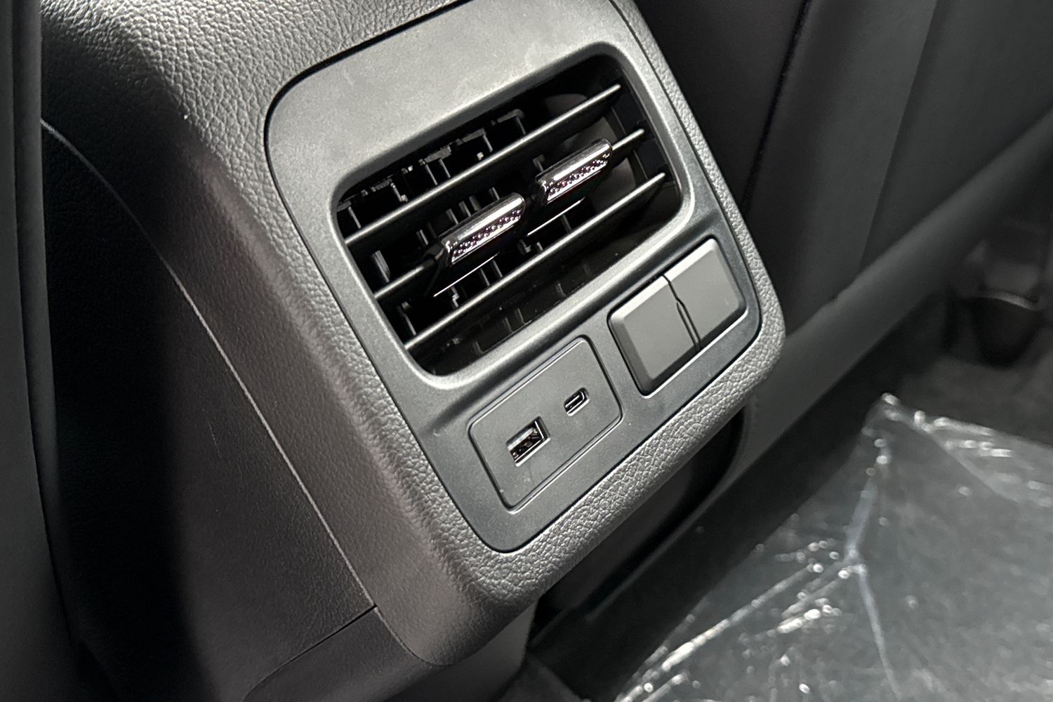 Used Omoda OMODA E5 2026 for sale - 77257768: Photo 35