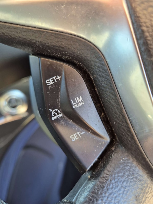 Used Ford Kuga 2014 for sale - 76277479: Photo 27