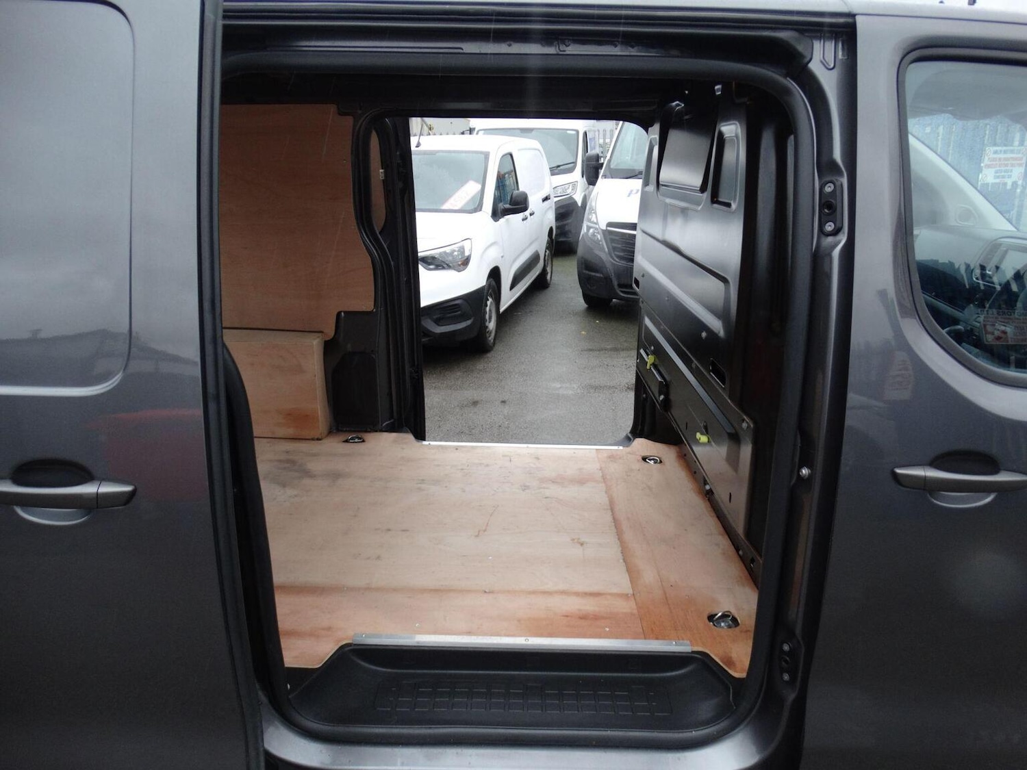 Used Vauxhall Vivaro 2024 for sale - 76911010: Photo 11