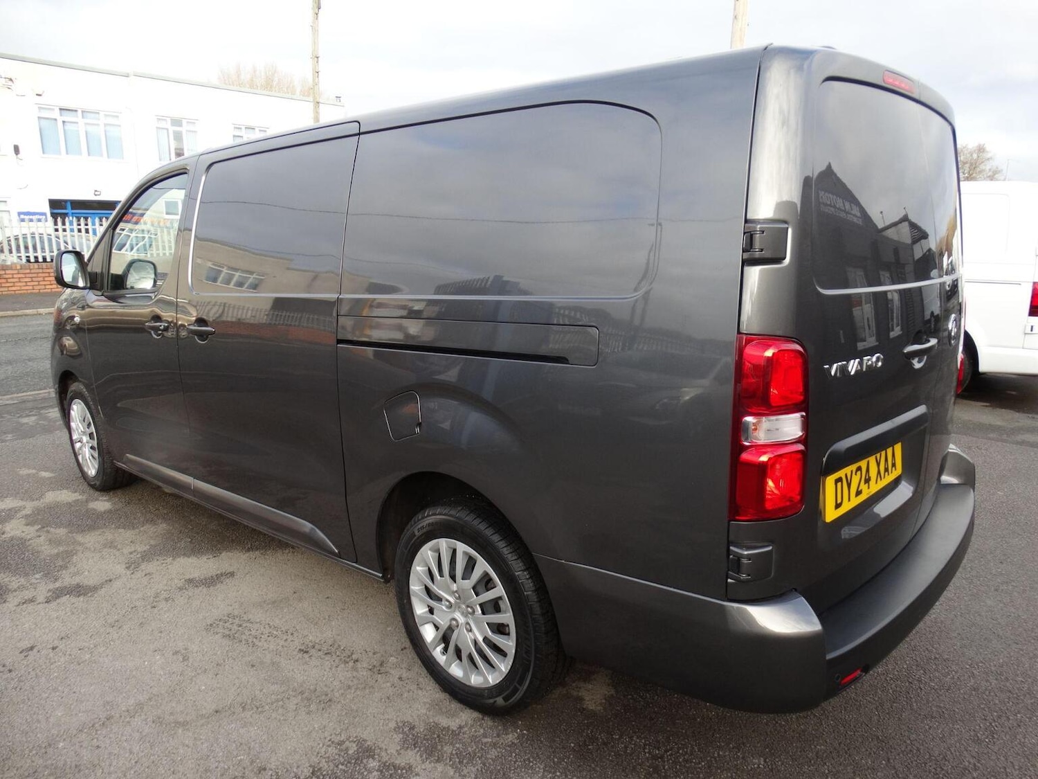 Used Vauxhall Vivaro 2024 for sale - 76911010: Photo 8