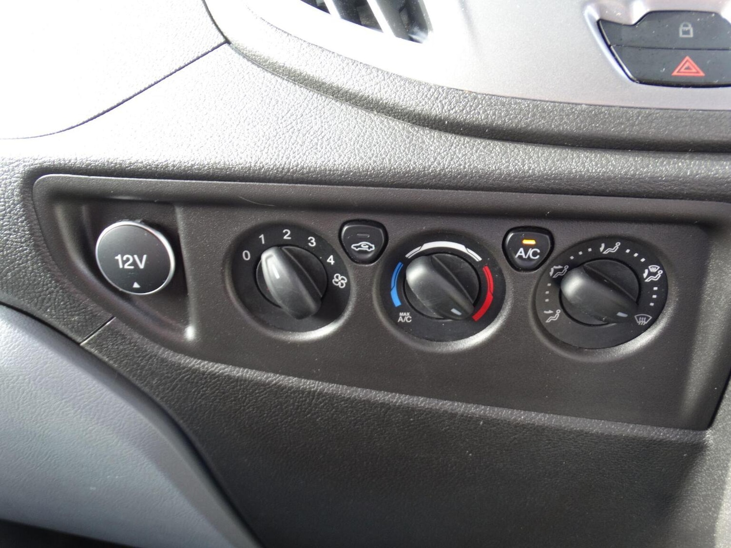 Used Ford Transit 2018 for sale - 77766426: Photo 26