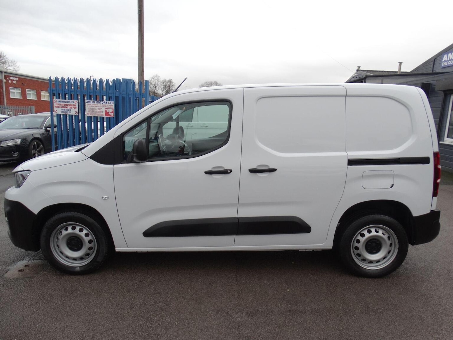 Used Peugeot Partner 2023 for sale - 77251255: Photo 4