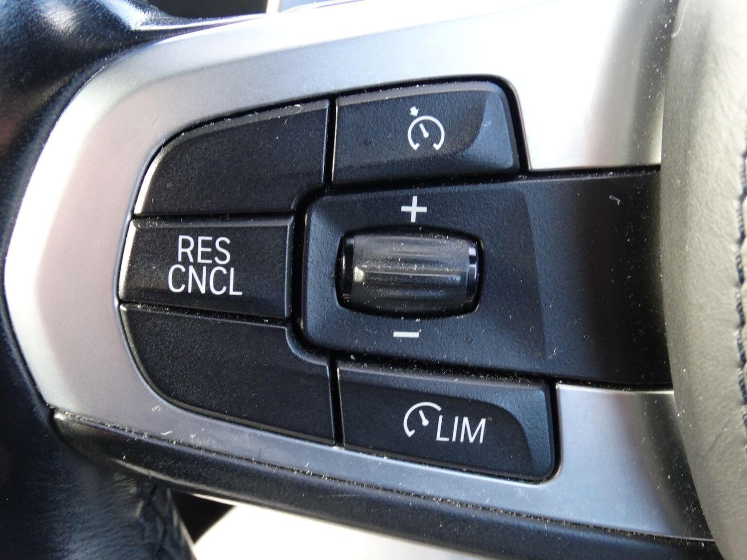 Used BMW 5 Series 2018 for sale - 77438486: Photo 25