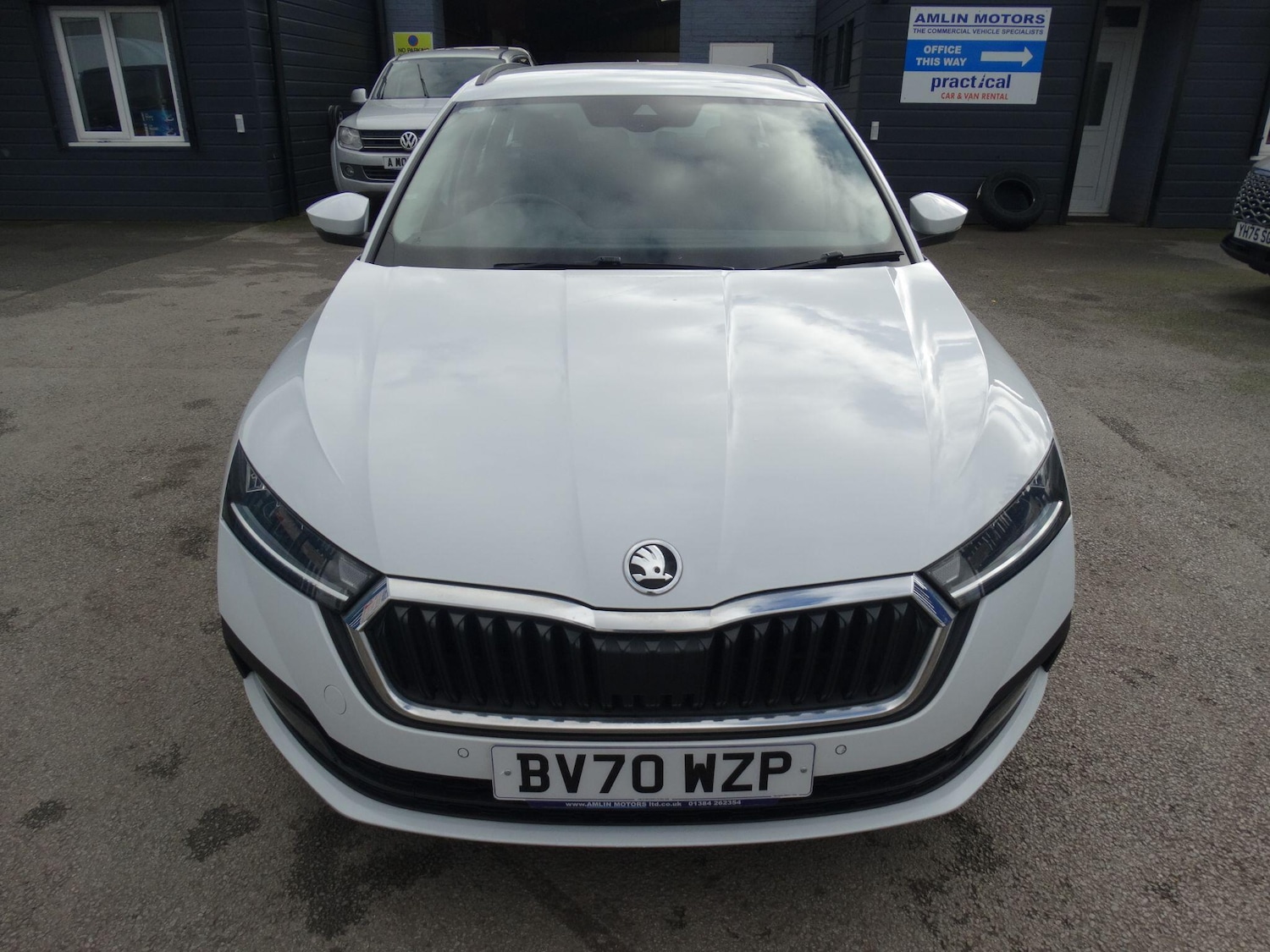 Used Skoda Octavia 2020 for sale - 76348799: Photo 2