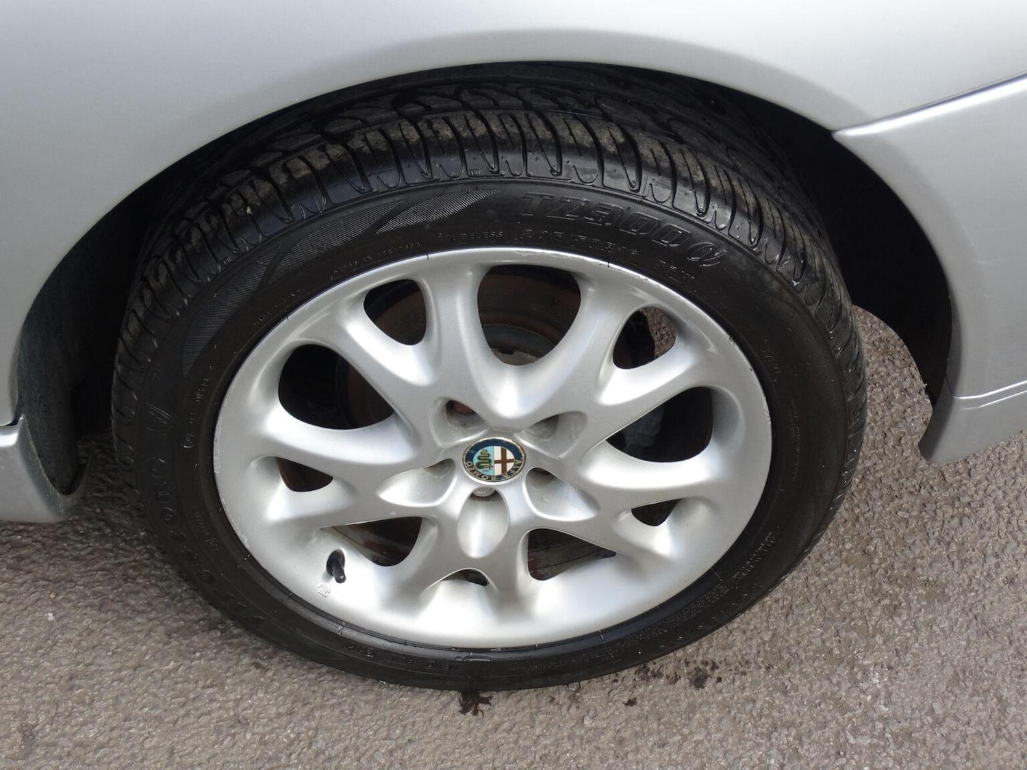 Used Alfa Romeo Spider 2004 for sale - 77836911: Photo 36