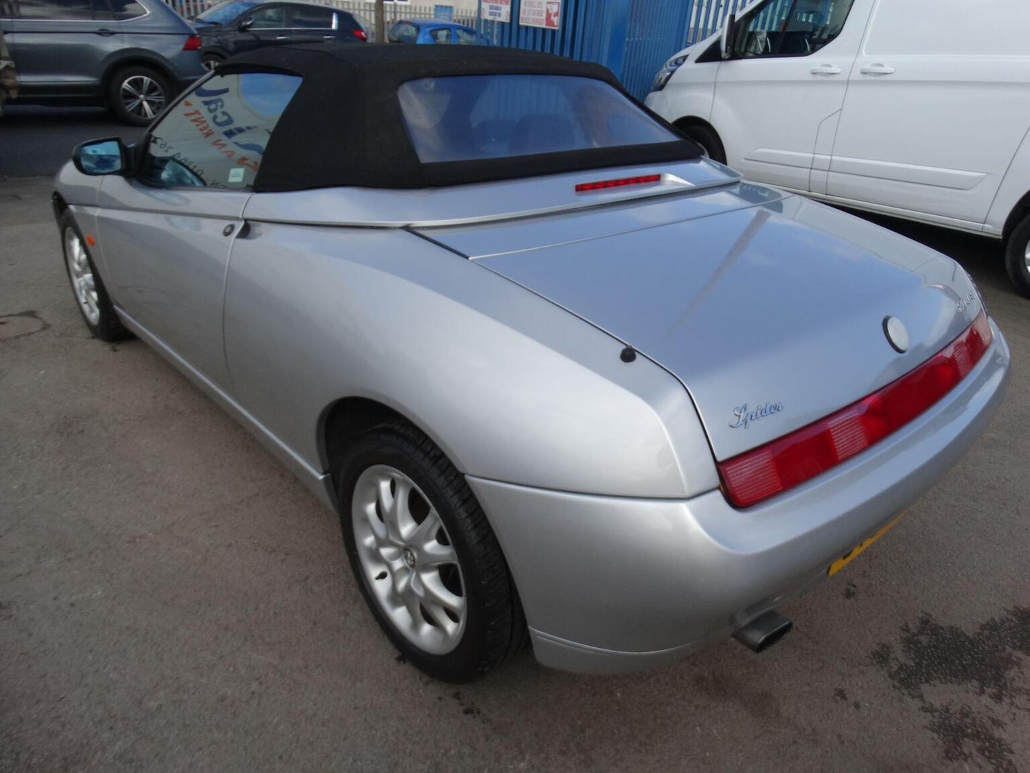 Used Alfa Romeo Spider 2004 for sale - 77836911: Photo 6