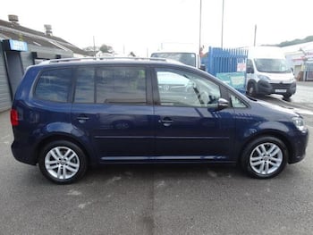 Used Volkswagen Touran 2013 for sale - 79644384: Photo