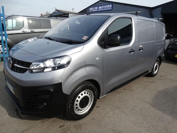 Vauxhall Vivaro feature image
