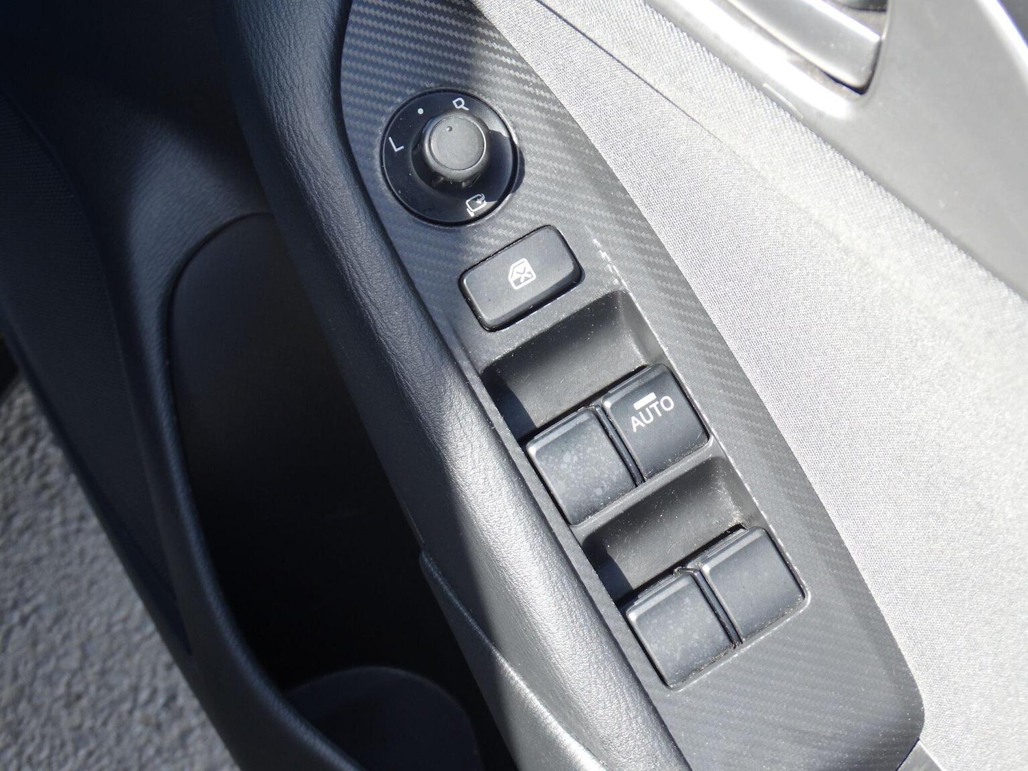 Used Mazda CX-3 2015 for sale - 78168837: Photo 28