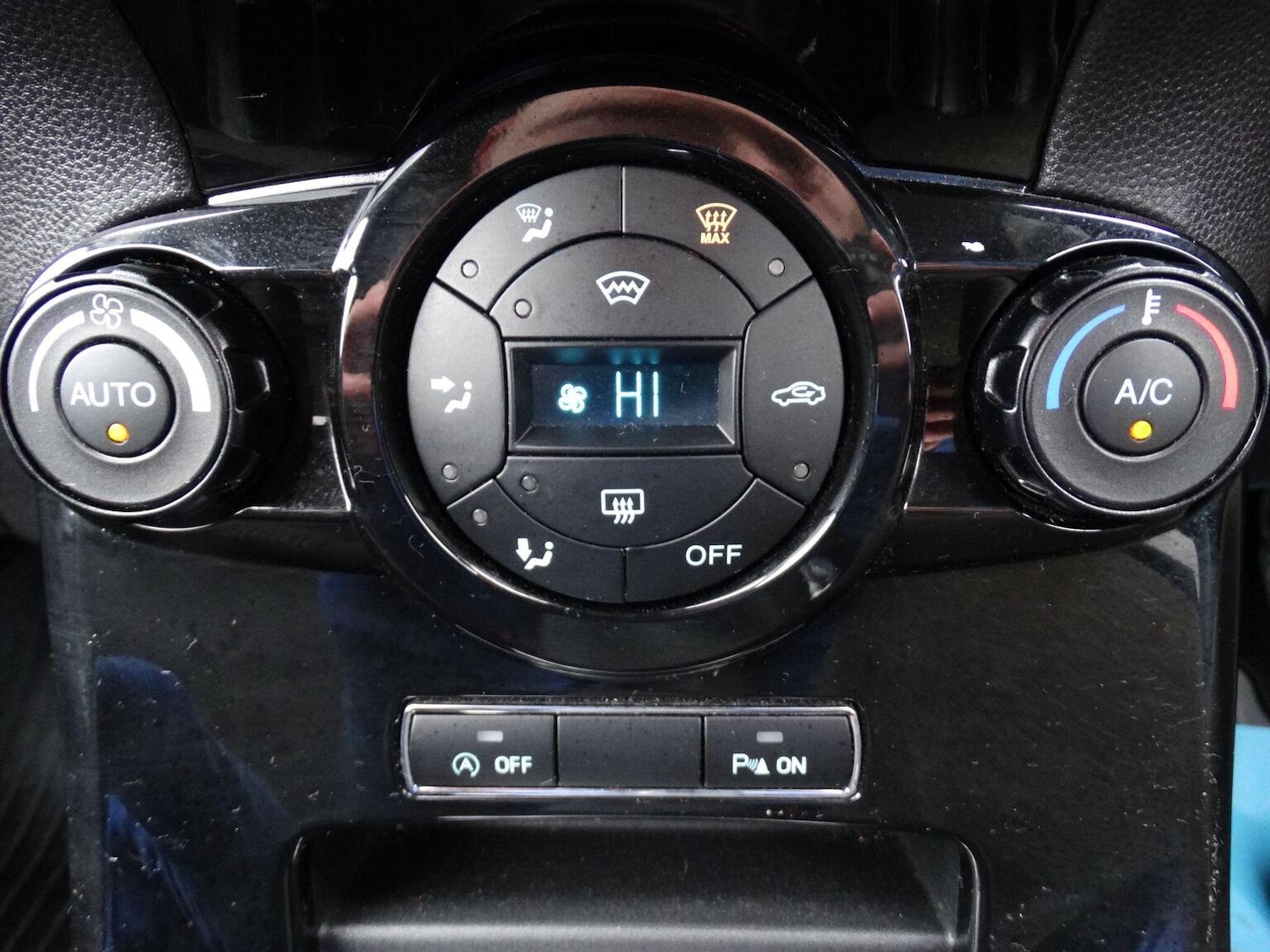 Used Ford Fiesta 2016 for sale - 77129602: Photo 22