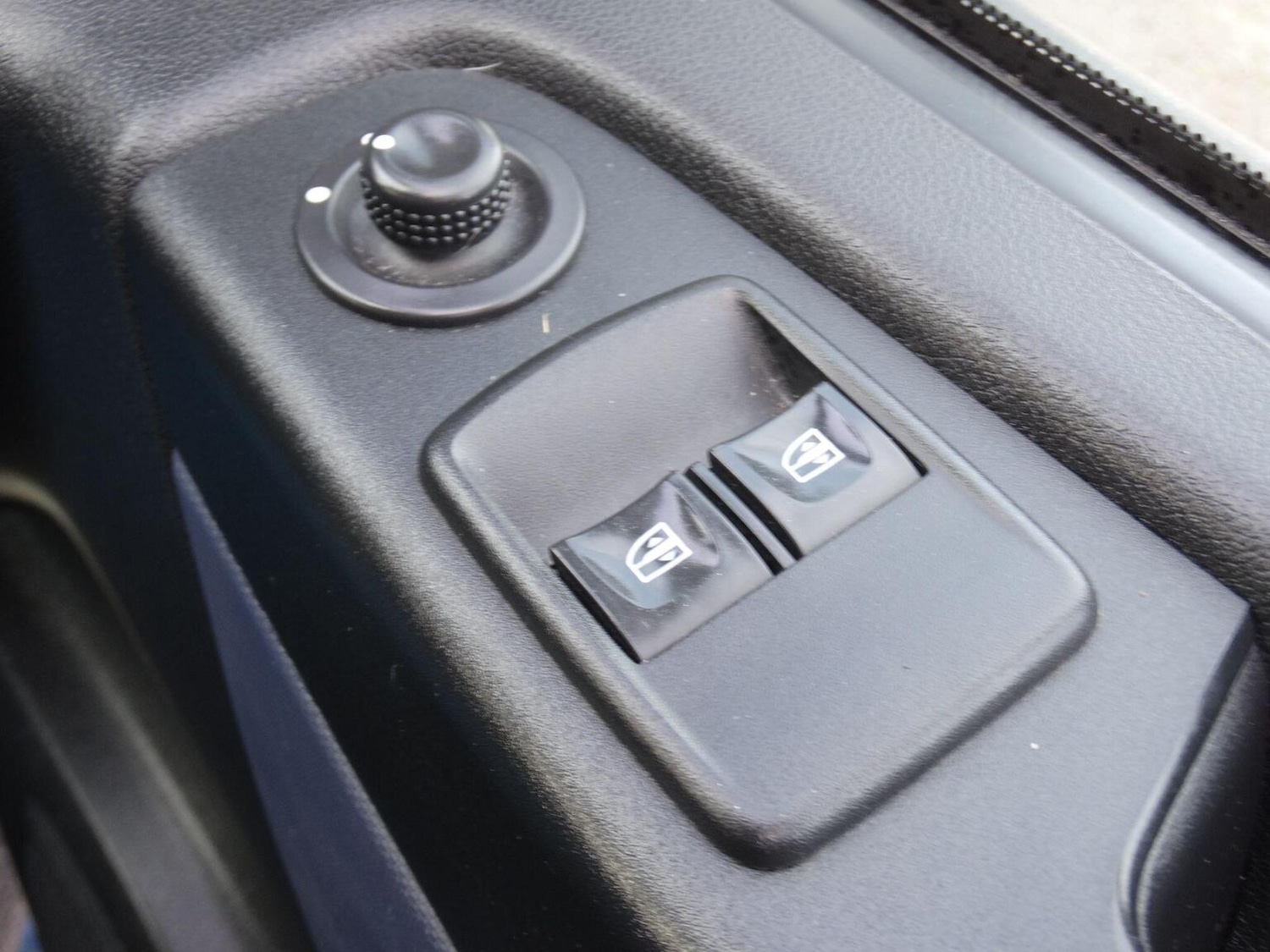 Used Vauxhall Vivaro 2017 for sale - 77350127: Photo 25