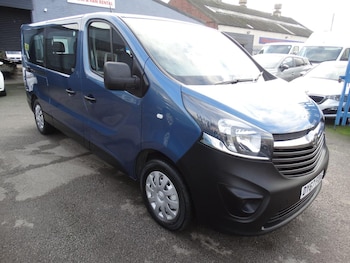 Used Vauxhall Vivaro 2017 for sale - 77350127: Photo