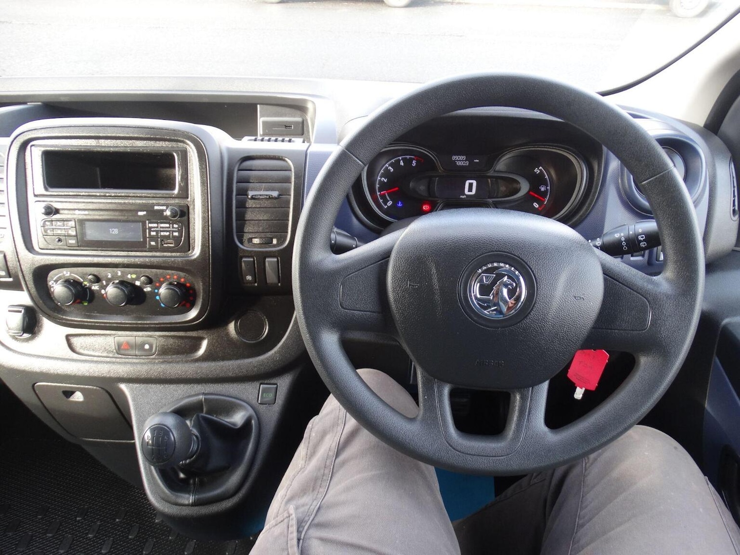 Used Vauxhall Vivaro 2017 for sale - 76649586: Photo 16
