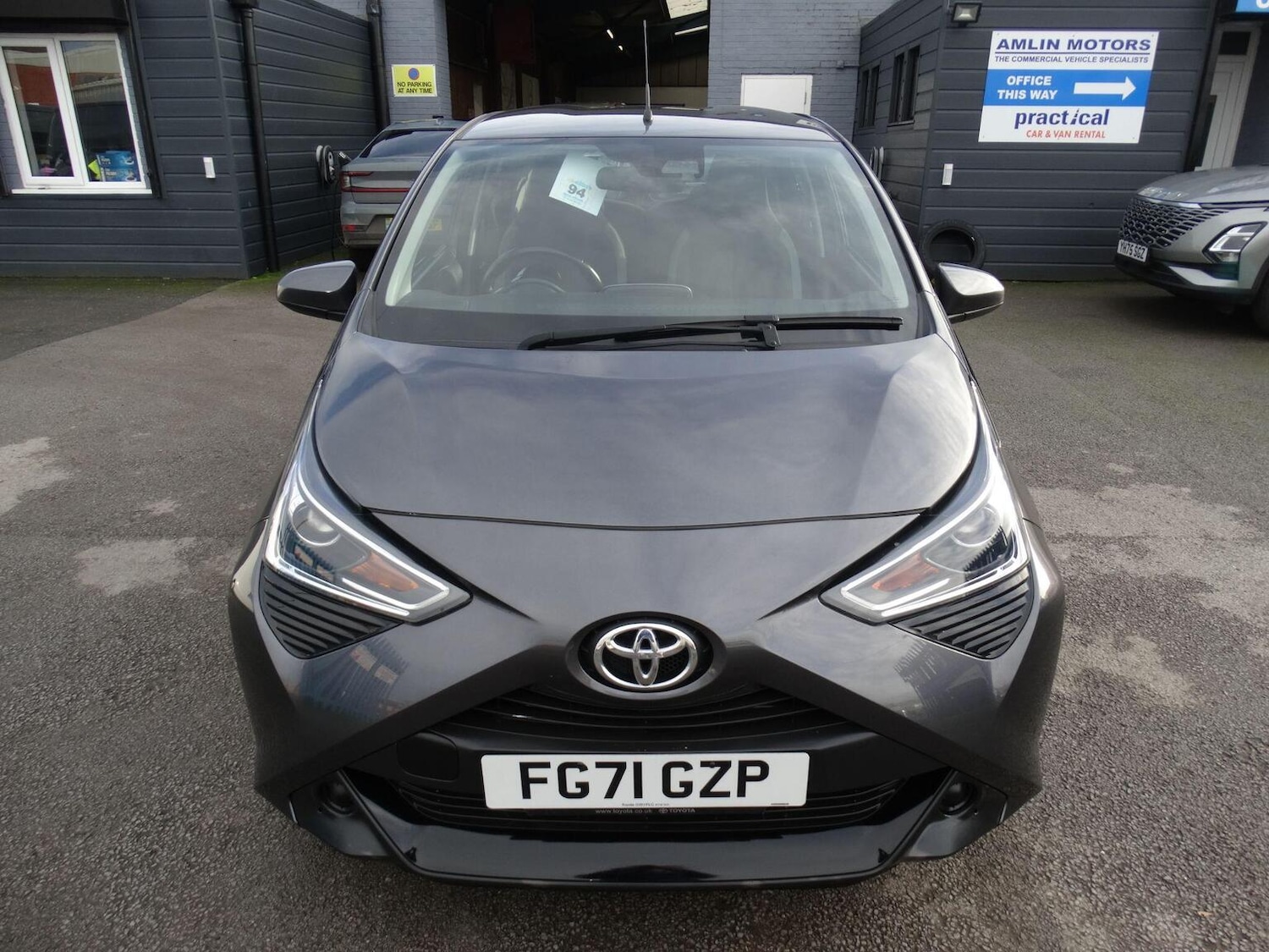 Used Toyota AYGO 2022 for sale - 76911078: Photo 2
