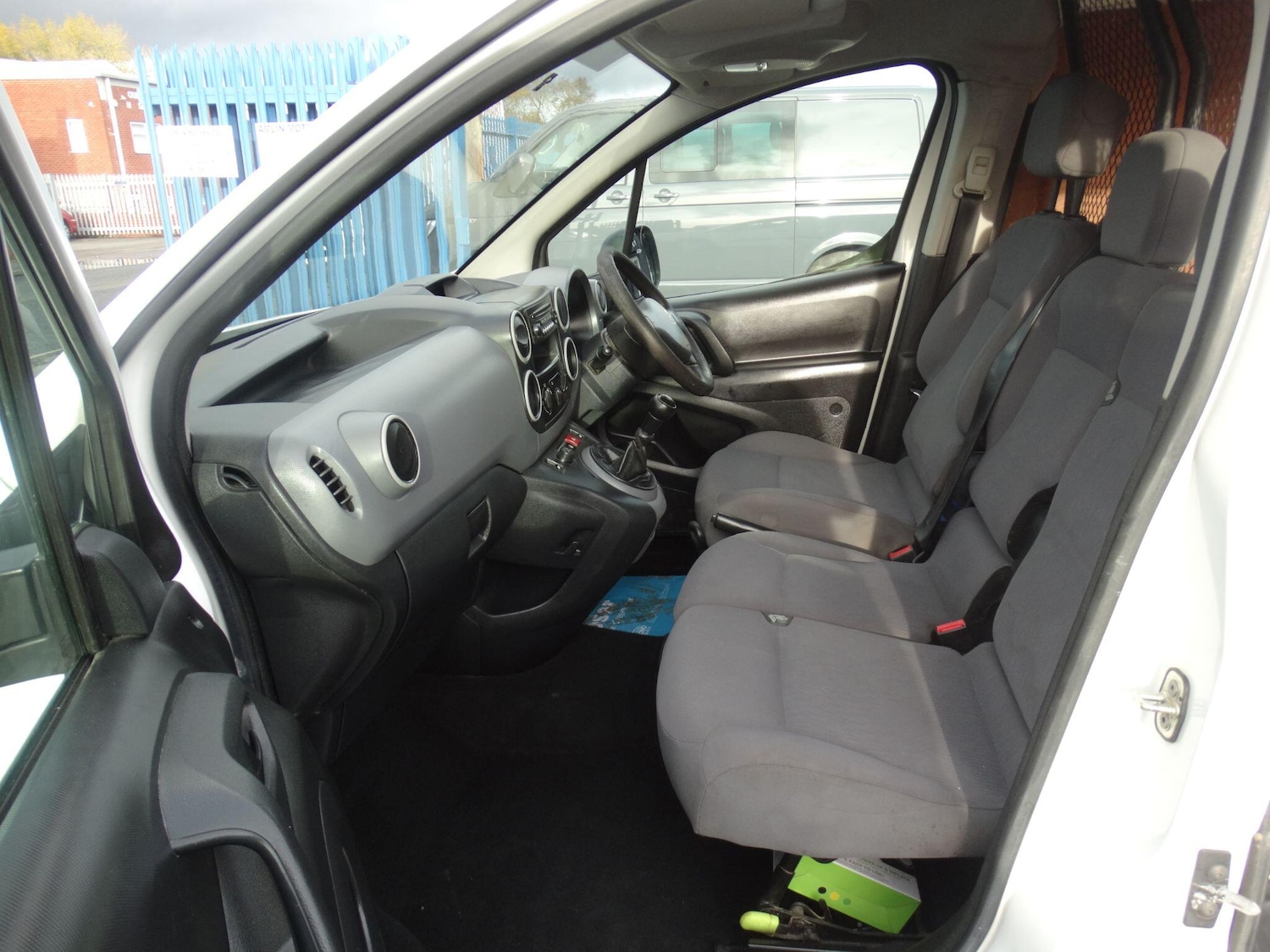 Used Peugeot Partner 2014 for sale - 76409324: Photo 10