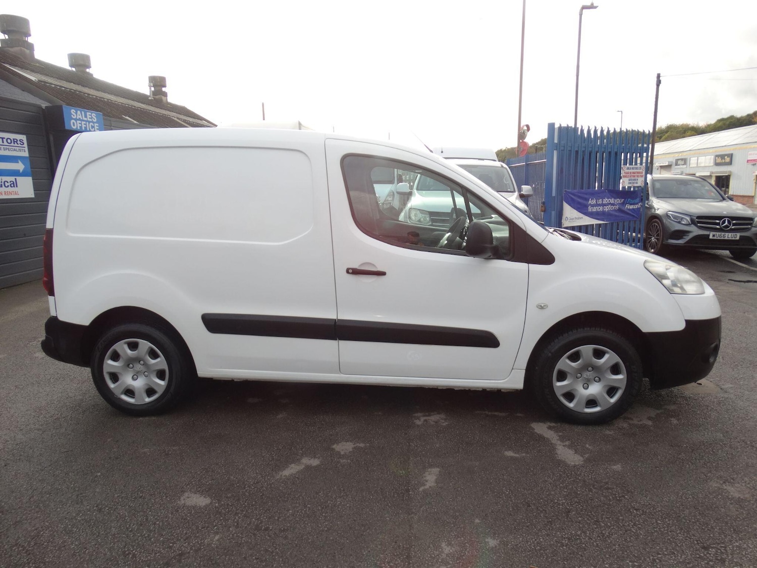 Used Peugeot Partner 2014 for sale - 76409324: Photo 4
