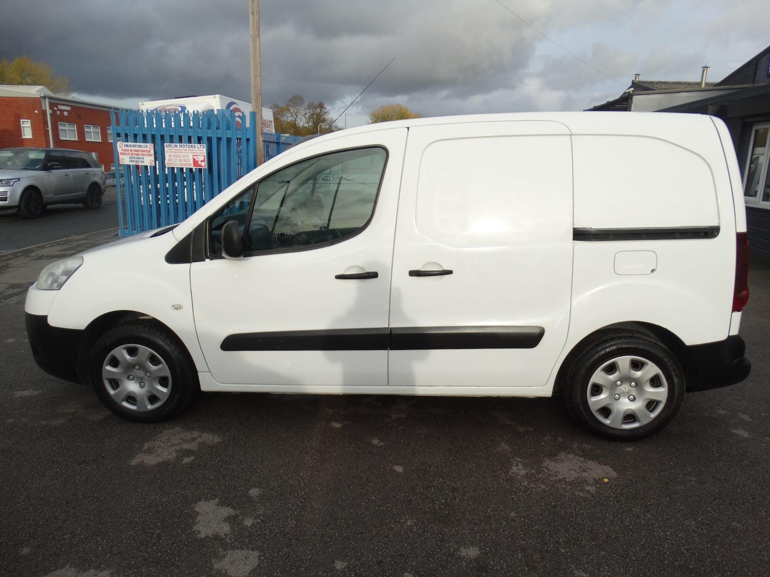 Used Peugeot Partner 2014 for sale - 76409324: Photo 5