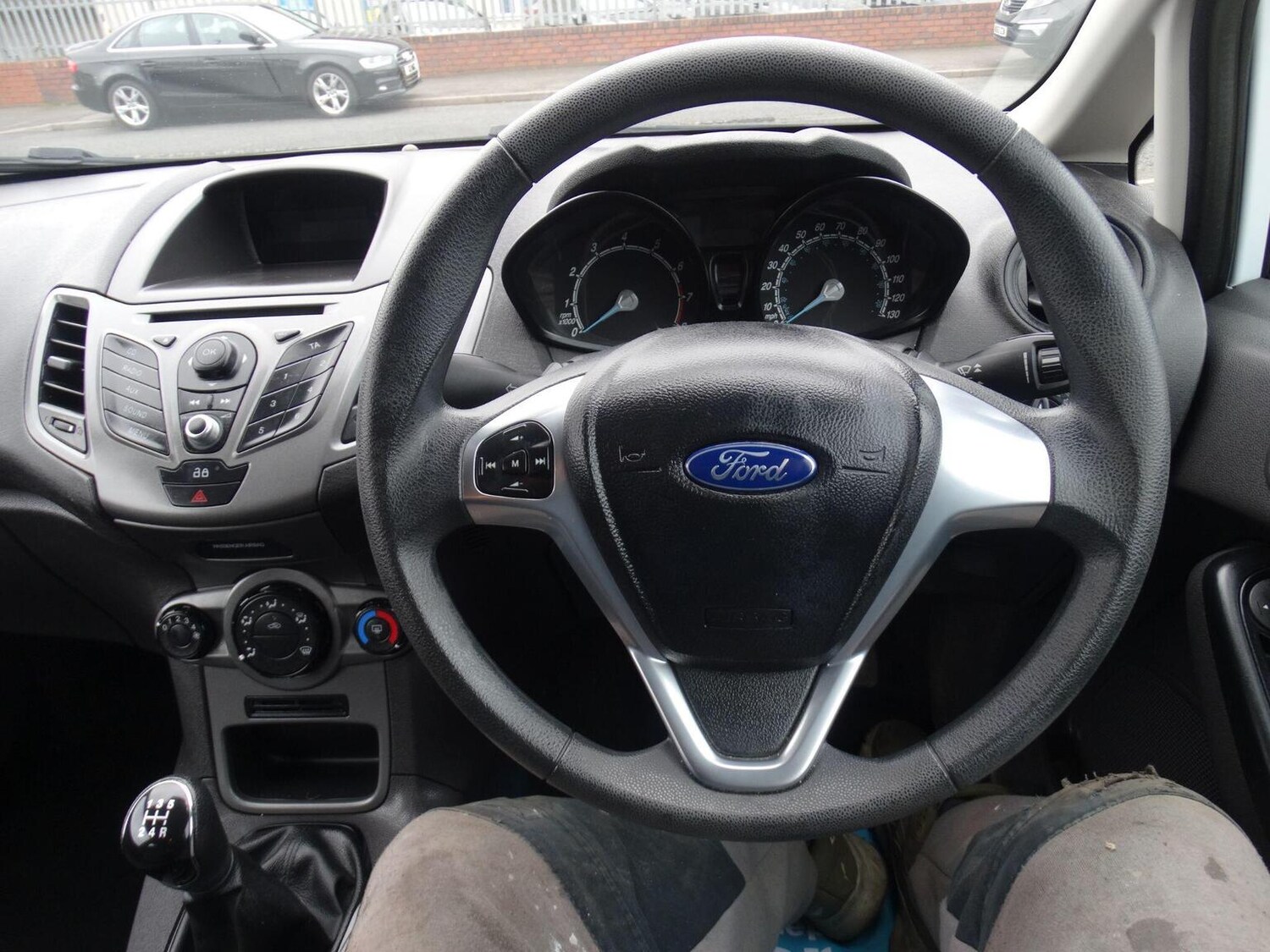 Used Ford Fiesta 2015 for sale - 77851234: Photo 15