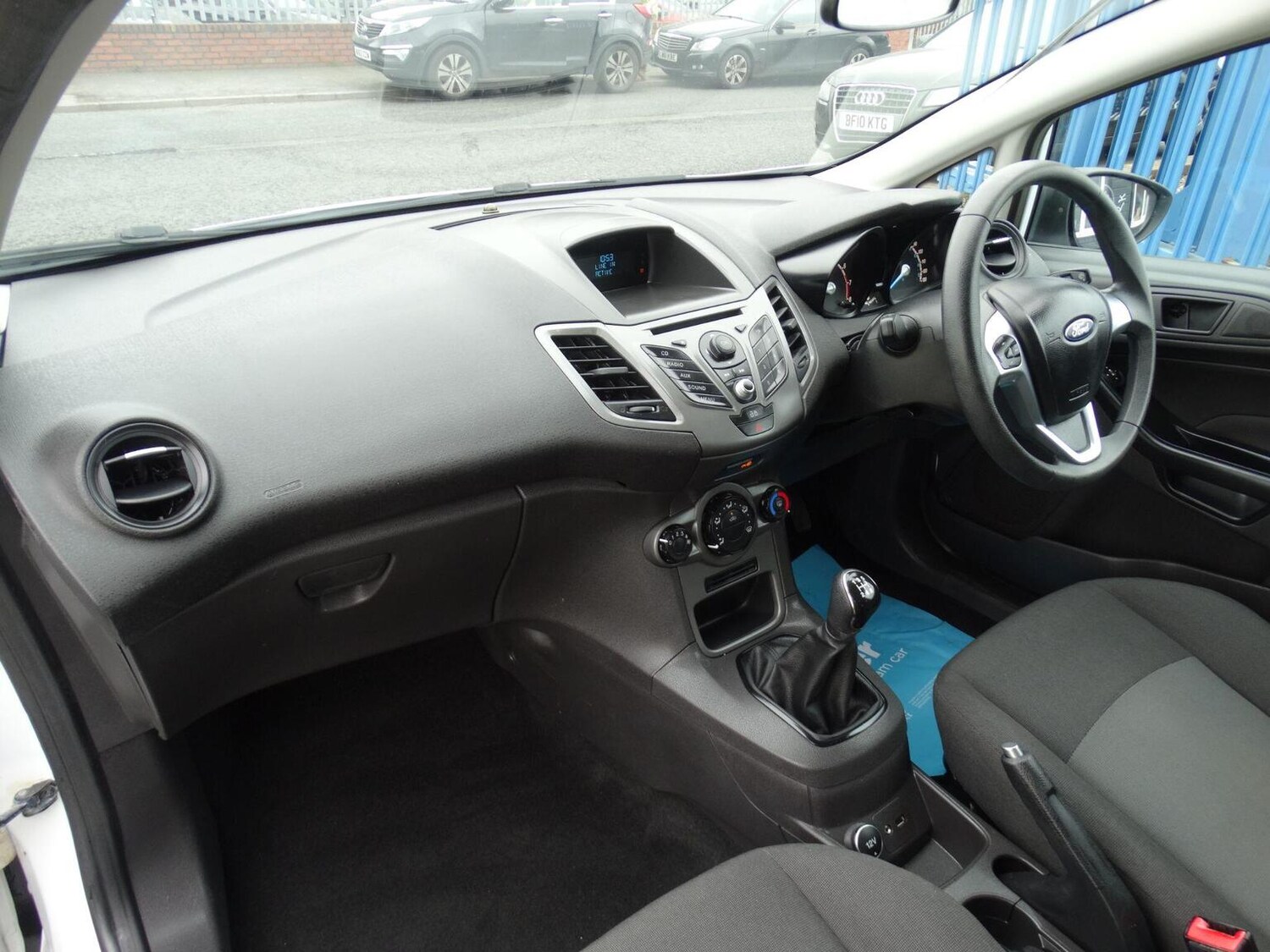 Used Ford Fiesta 2015 for sale - 77851234: Photo 24