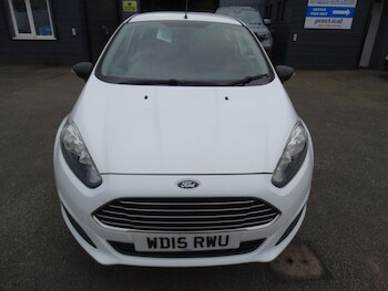 Used Ford Fiesta 2015 for sale - 77851234: Photo